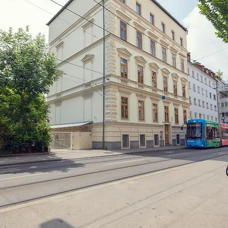 Leonart Living 01 Apartament Graz