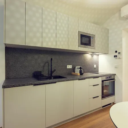 아파트 Leonart Living 01