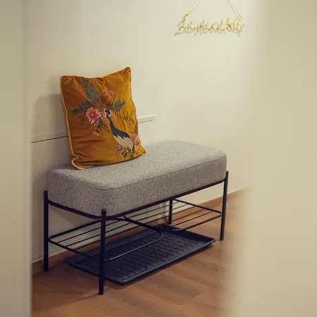 Leonart Living 01 Apartament *